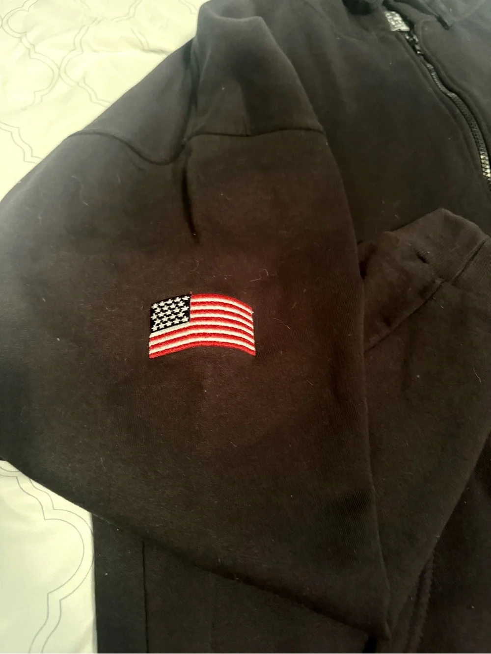 N/A black pullover